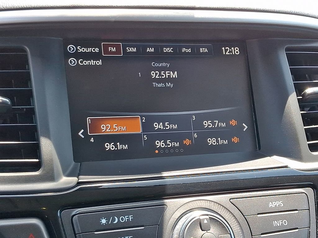 Used 2020 Nissan Pathfinder S AWD/4WD image 17