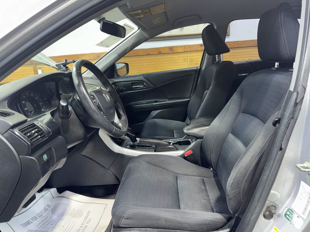 Used 2014 Honda Accord Sport image 15