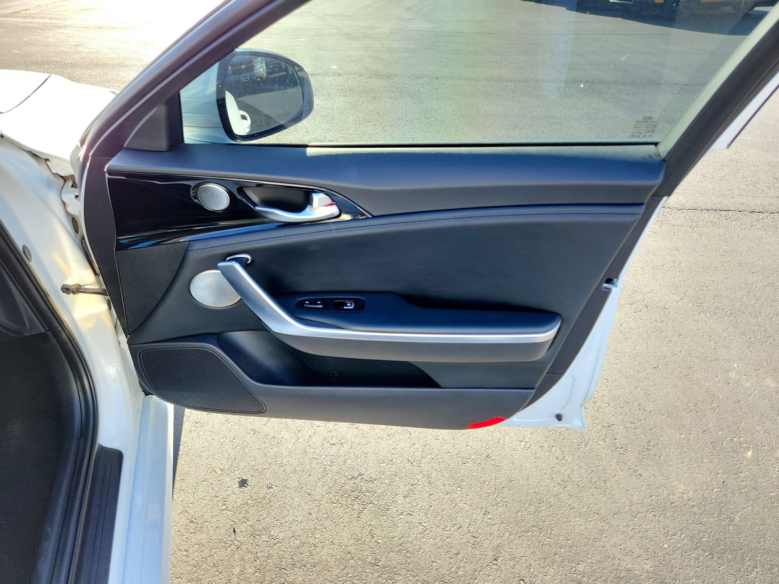 Used 2018 Kia Stinger Premium image 26