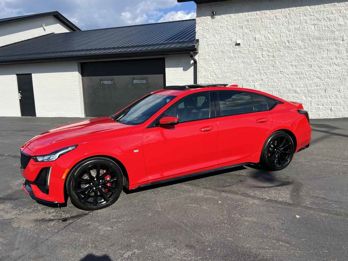Used 2020 Cadillac CT5 Sport image 2