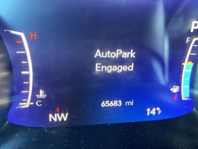 Certified 2023 Chrysler Pacifica Touring-L image 6