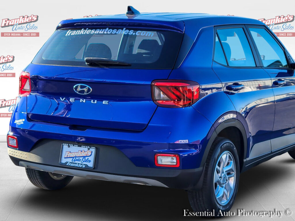 Used 2021 Hyundai Venue SE image 7