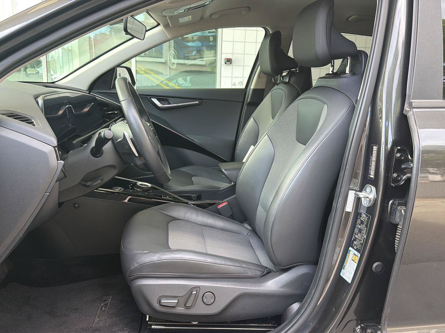 Used 2023 Kia Niro Wind FWD image 14