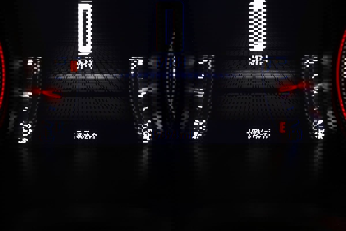 Used 2022 Dodge Challenger R/T w/ Blacktop Package image 41