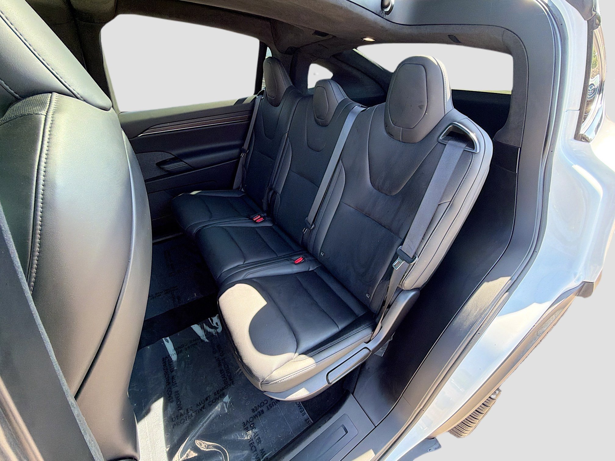 Used 2022 Tesla Model X image 21