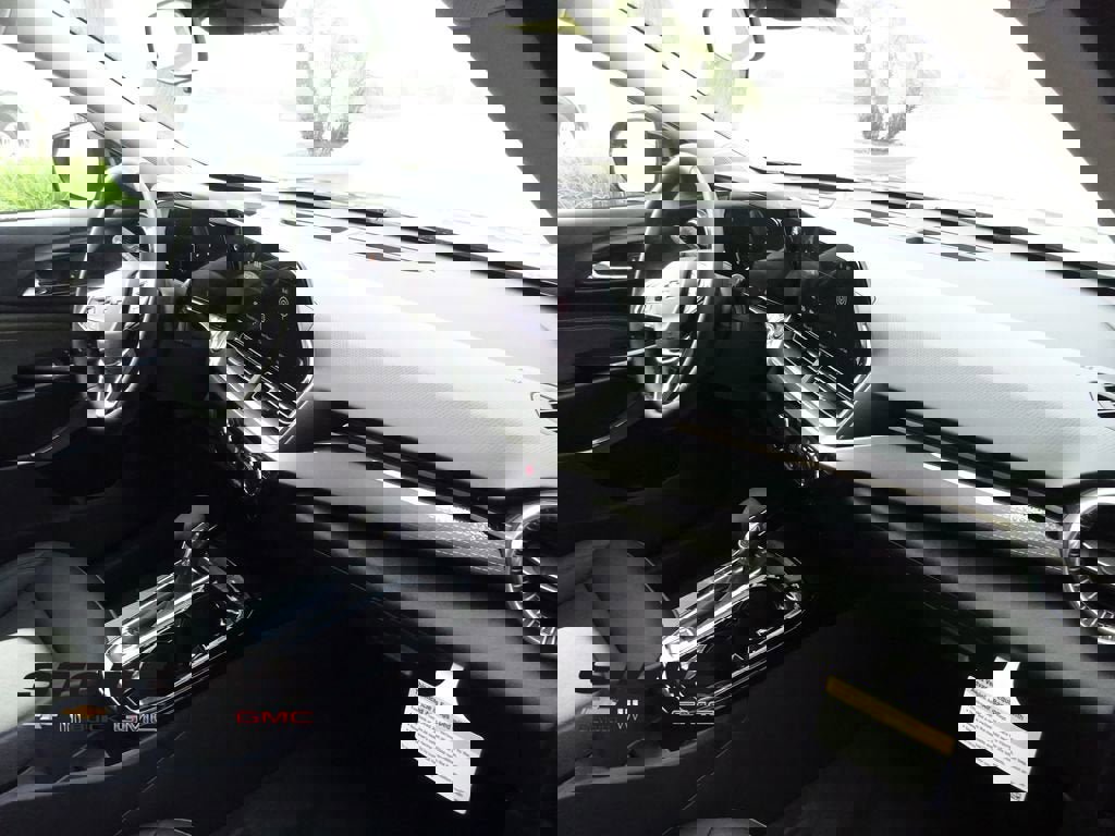 New 2026 Chevrolet Trax ACTIV w/ Driver Confidence Package image 15