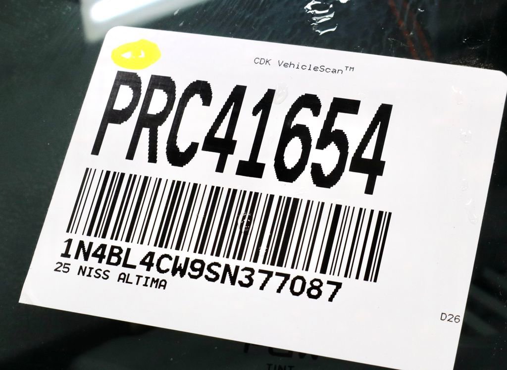 Used 2025 Nissan Altima 2.5 SR AWD/4WD image 35