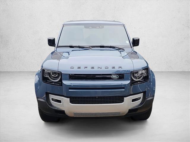 Used 2025 Land Rover Defender 110 S AWD/4WD image 2