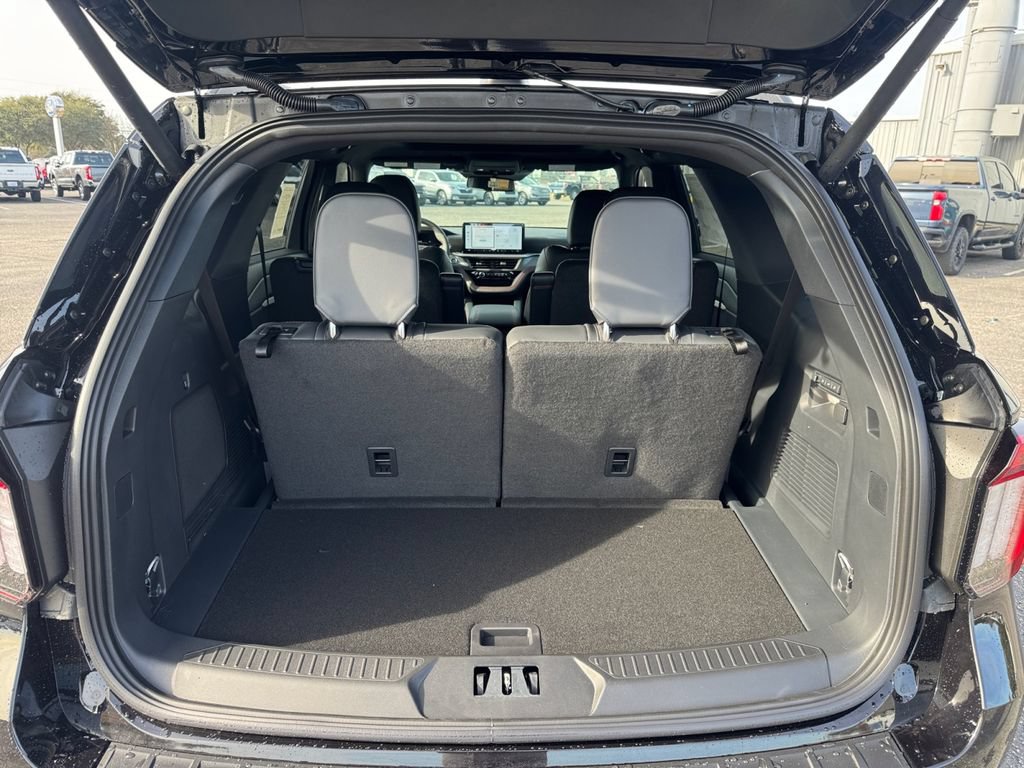 New 2026 Ford Explorer ST w/ Sun And Sound Package AWD/4WD image 18