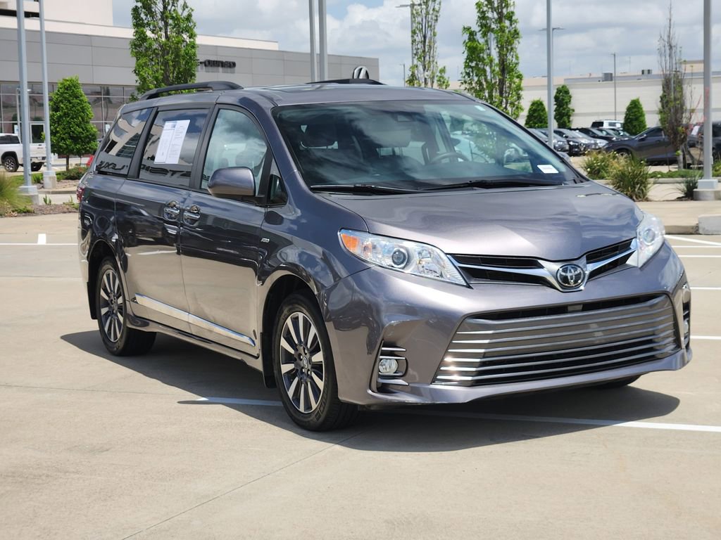 Used 2020 Toyota Sienna XLE Premium w/ Carpet Mat Package AWD/4WD image 3
