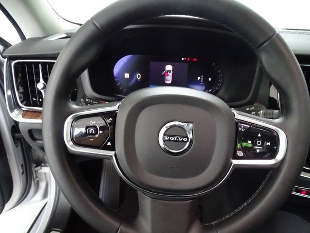 Used 2024 Volvo S60 B5 Plus AWD/4WD image 6
