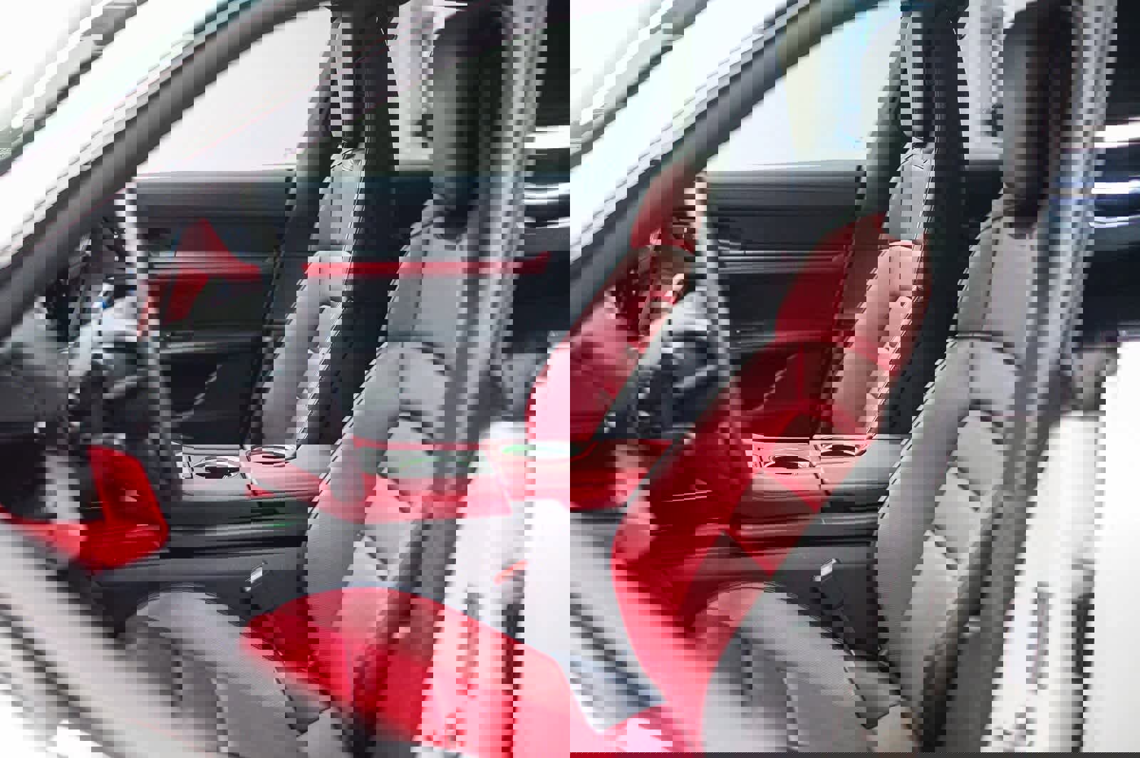 Used 2025 Porsche Taycan 4S image 20