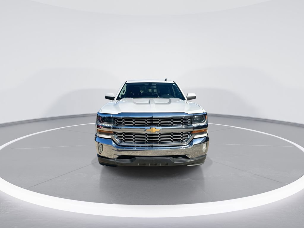Used 2018 Chevrolet Silverado 1500 LT w/ All Star Edition image 3