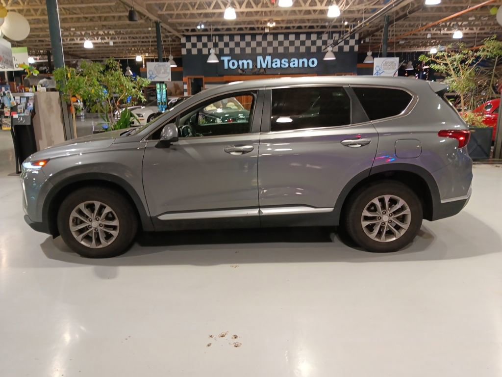 Used 2019 Hyundai Santa Fe SE AWD/4WD image 9