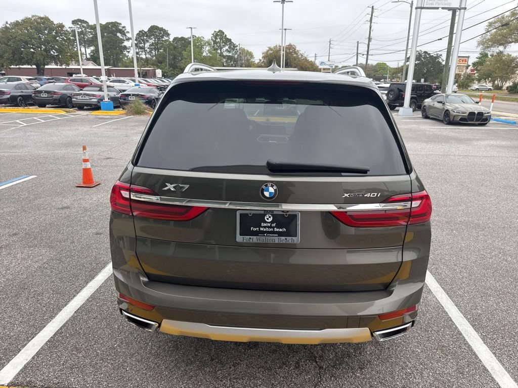 Used 2020 BMW X7 xDrive40i w/ Premium Package AWD/4WD image 9