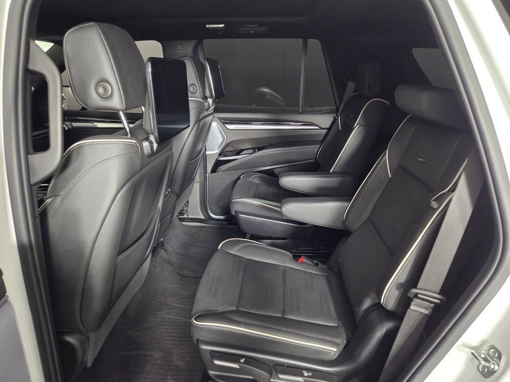 Used 2025 Cadillac Escalade Sport w/ Touring Package image 25