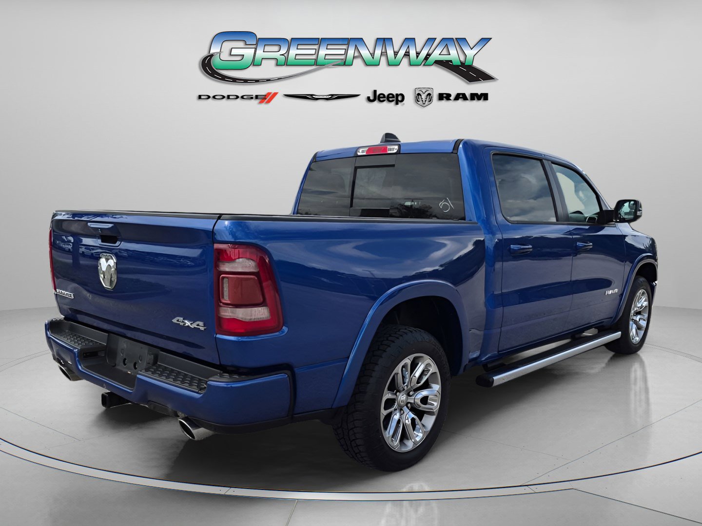 Used 2019 RAM 1500 Laramie w/ Sport Appearance Package AWD/4WD image 4