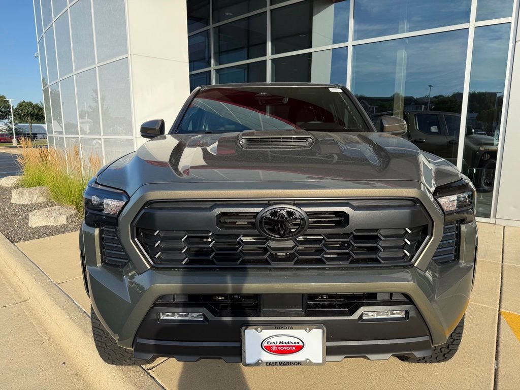New 2026 Toyota Tacoma TRD Sport AWD/4WD image 6