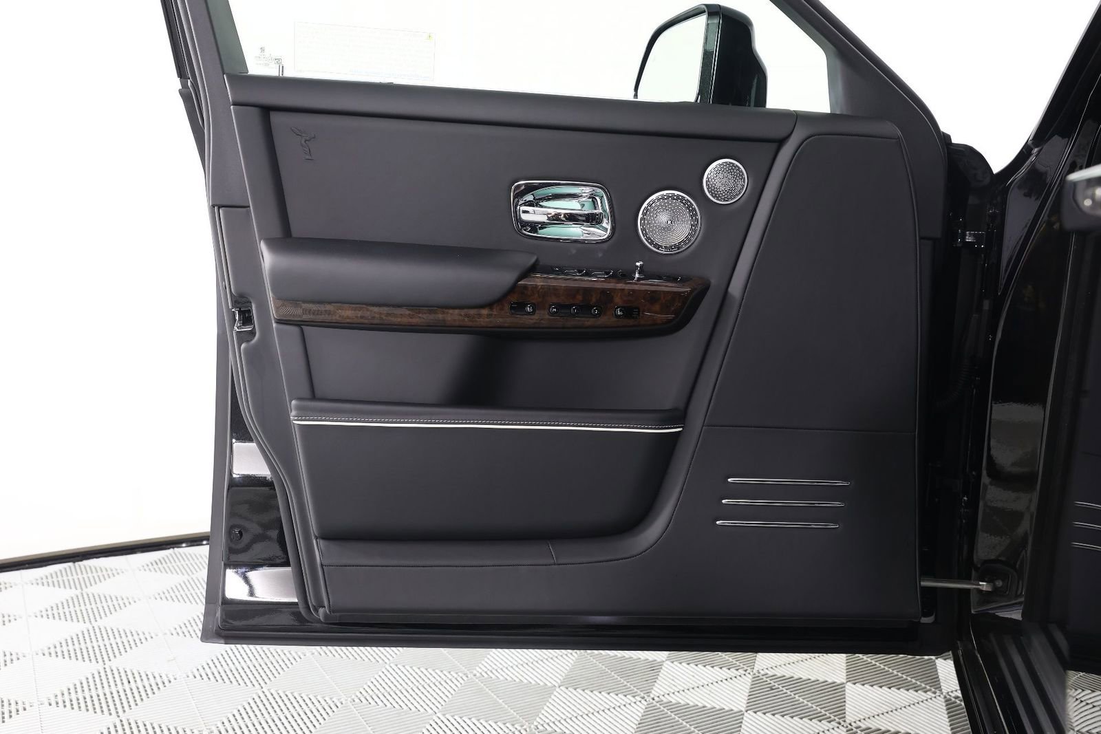 New 2026 Rolls-Royce Phantom Sedan image 20