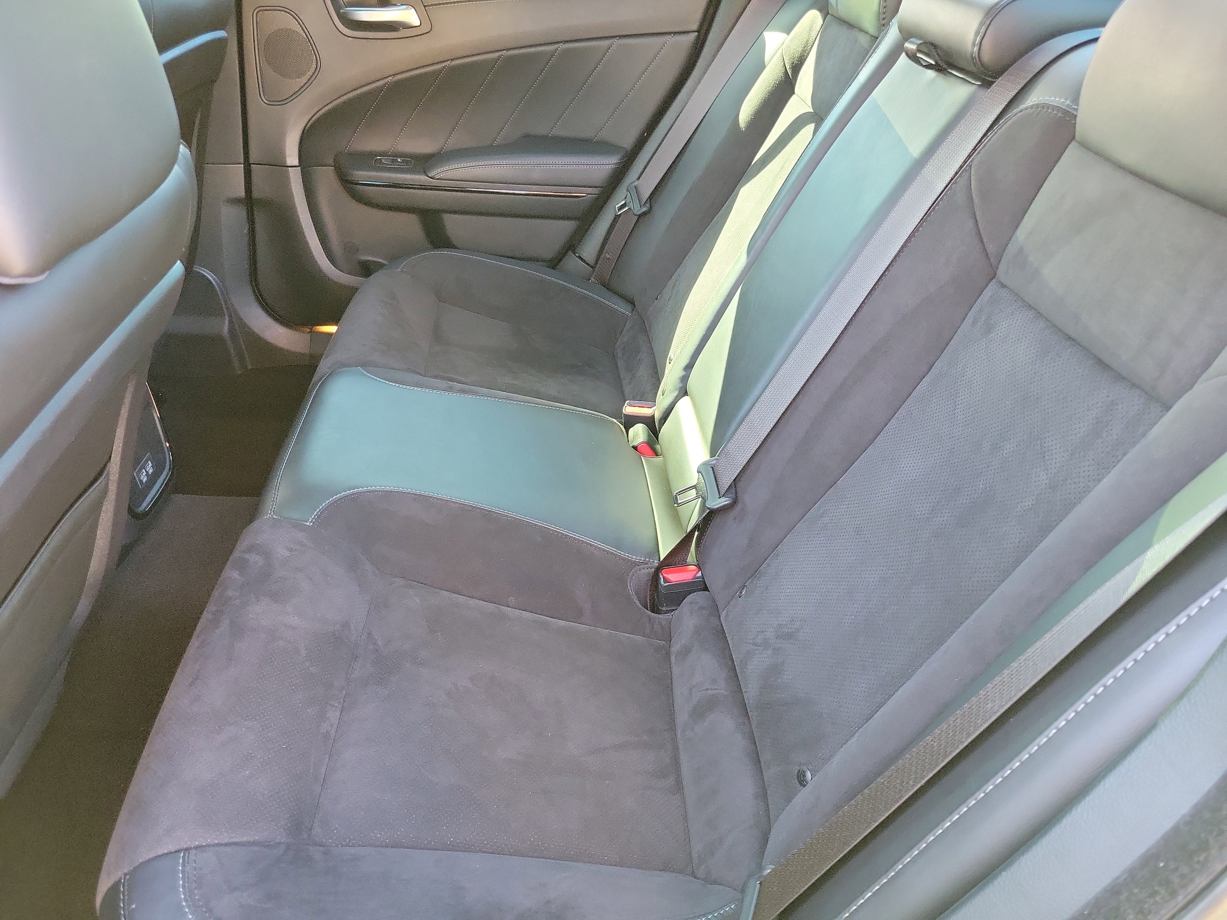 Used 2023 Dodge Charger R/T w/ Plus Group image 11