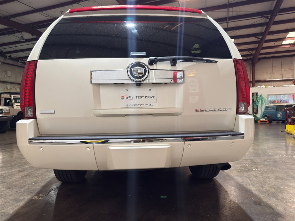 Used 2010 Cadillac Escalade ESV Premium AWD/4WD image 20