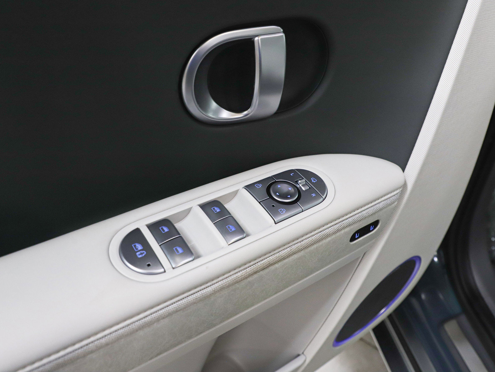 Used 2023 Hyundai Ioniq 5 Limited image 21