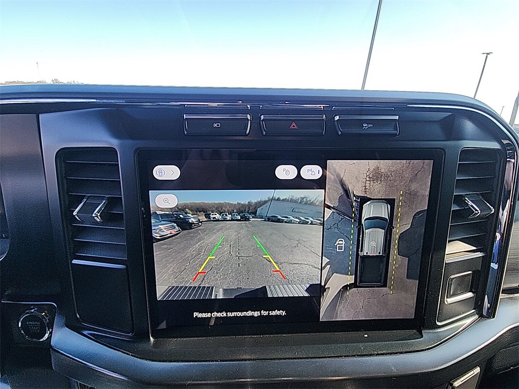 Used 2023 Ford F350 Lariat image 23