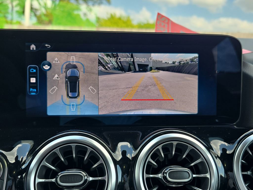 Certified 2026 Mercedes-Benz GLA 250 image 25