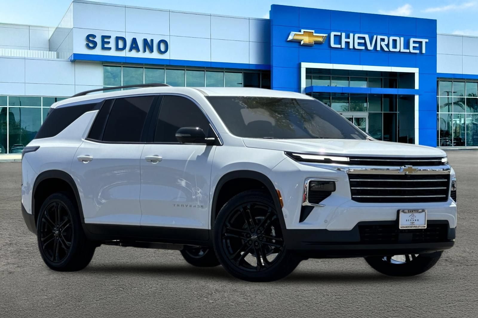 New 2026 Chevrolet Traverse LT w/ Enhanced Driving Package FWD image 2