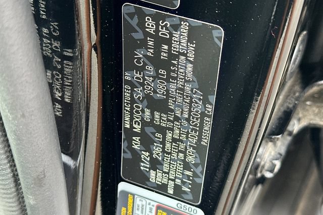Used 2025 Kia K4 FWD image 32