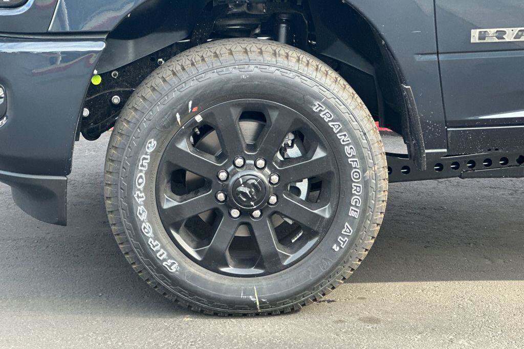 New 2026 RAM 2500 Big Horn AWD/4WD image 25