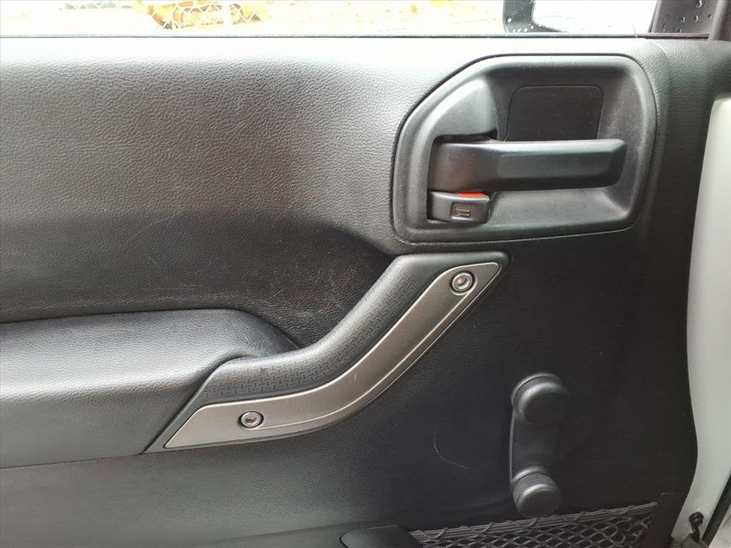 Used 2018 Jeep Wrangler Unlimited Sport image 20