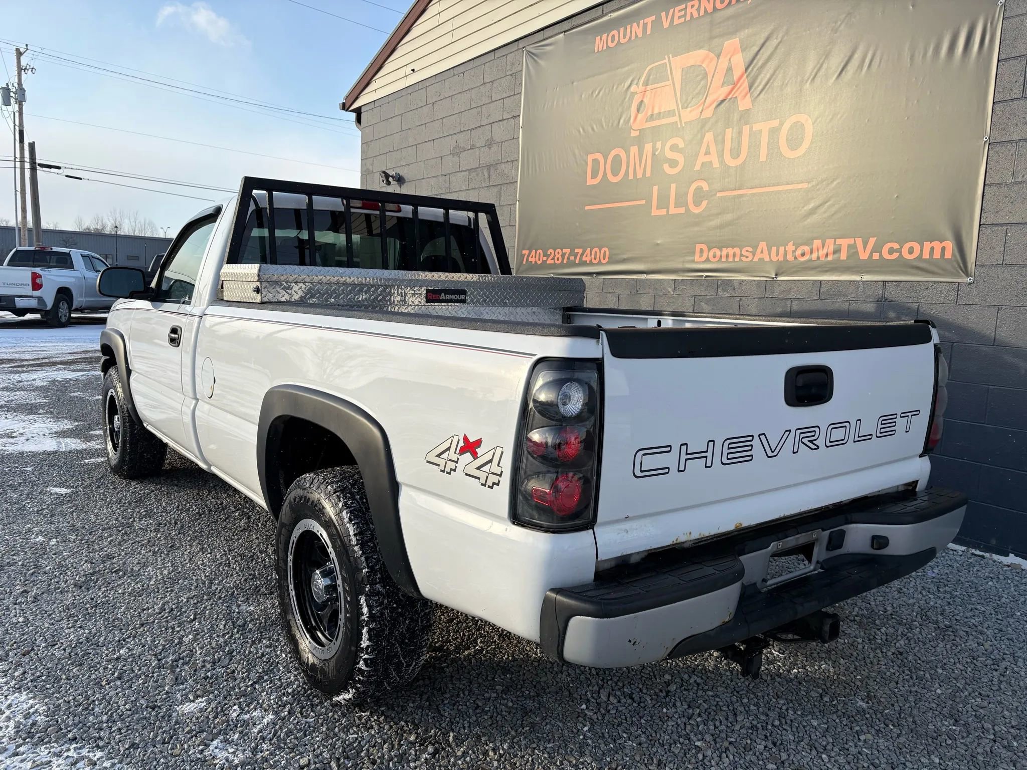 Used 2007 Chevrolet Silverado 1500 W/T w/ Snow Plow Prep Package image 2