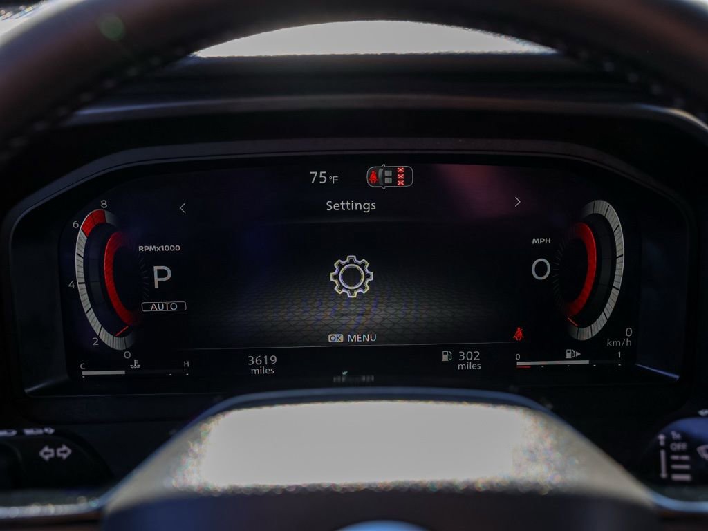 Used 2026 Nissan Rogue Platinum w/ Platinum Premium Package image 28