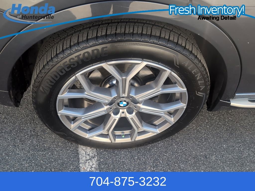 Used 2021 BMW X7 xDrive40i w/ Parking Assistance Package image 10