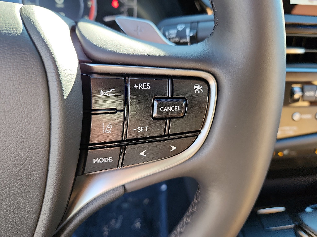 Used 2024 Lexus ES 350 w/ Premium Package FWD image 22