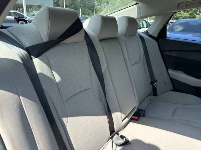 Used 2024 Honda Accord EX image 12