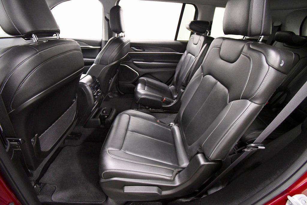 Used 2022 Jeep Grand Cherokee L Limited image 15