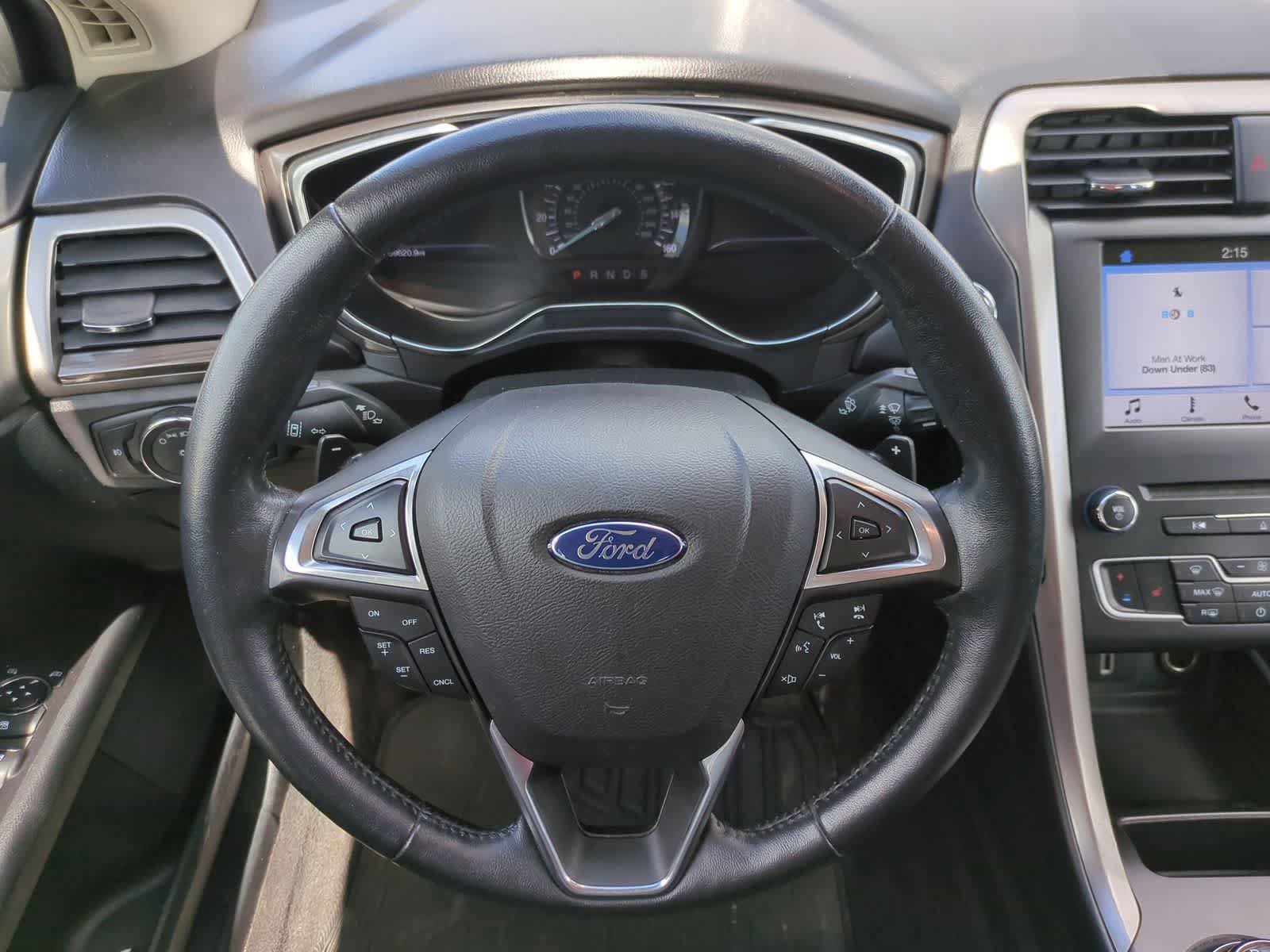 Used 2017 Ford Fusion SE w/ Fusion SE Technology Package FWD image 22