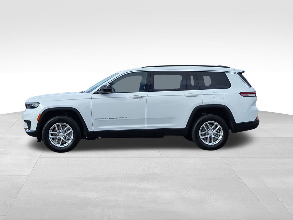New 2026 Jeep Grand Cherokee L Laredo image 4