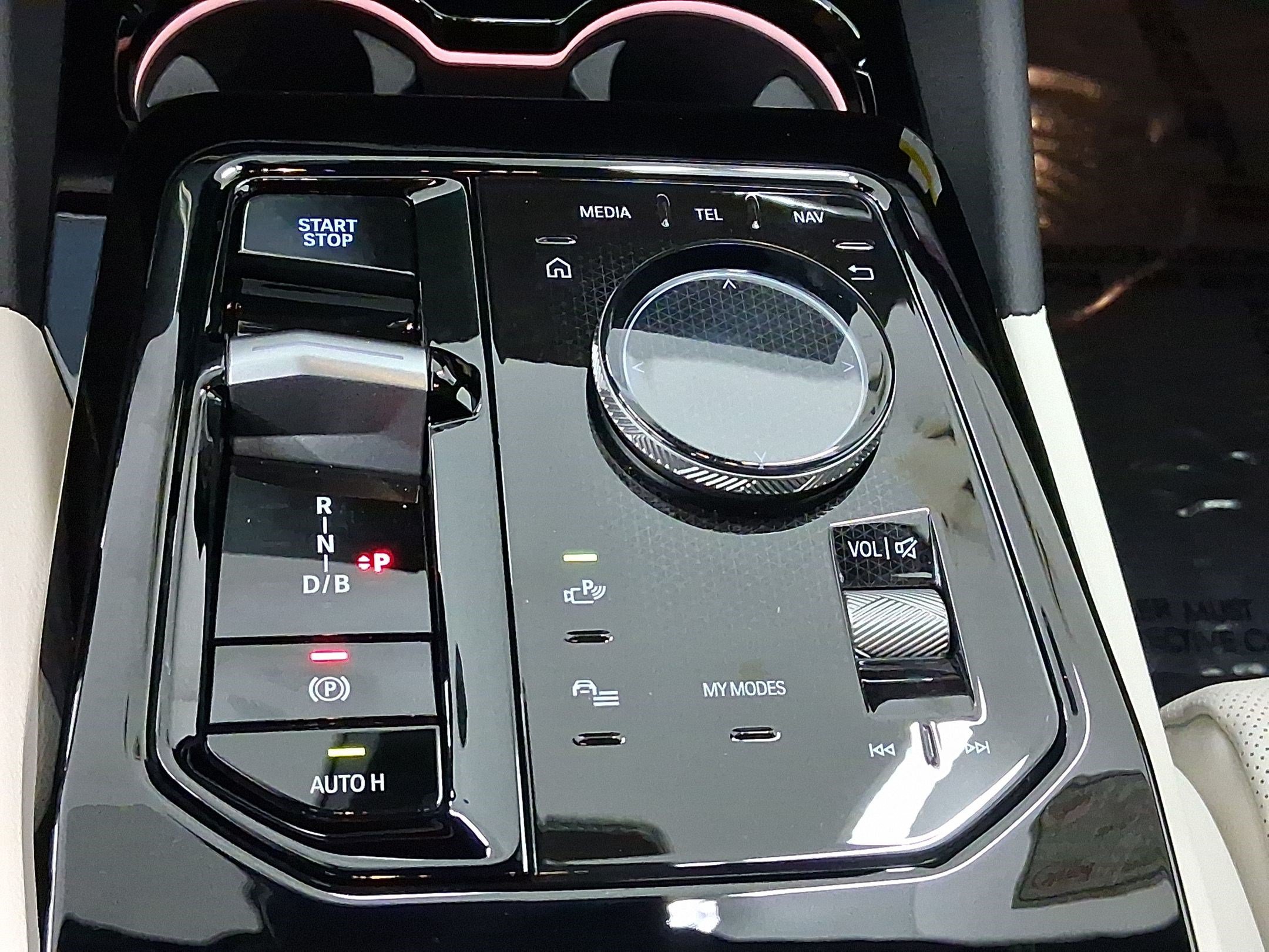 New 2026 BMW i5 eDrive40 RWD image 15