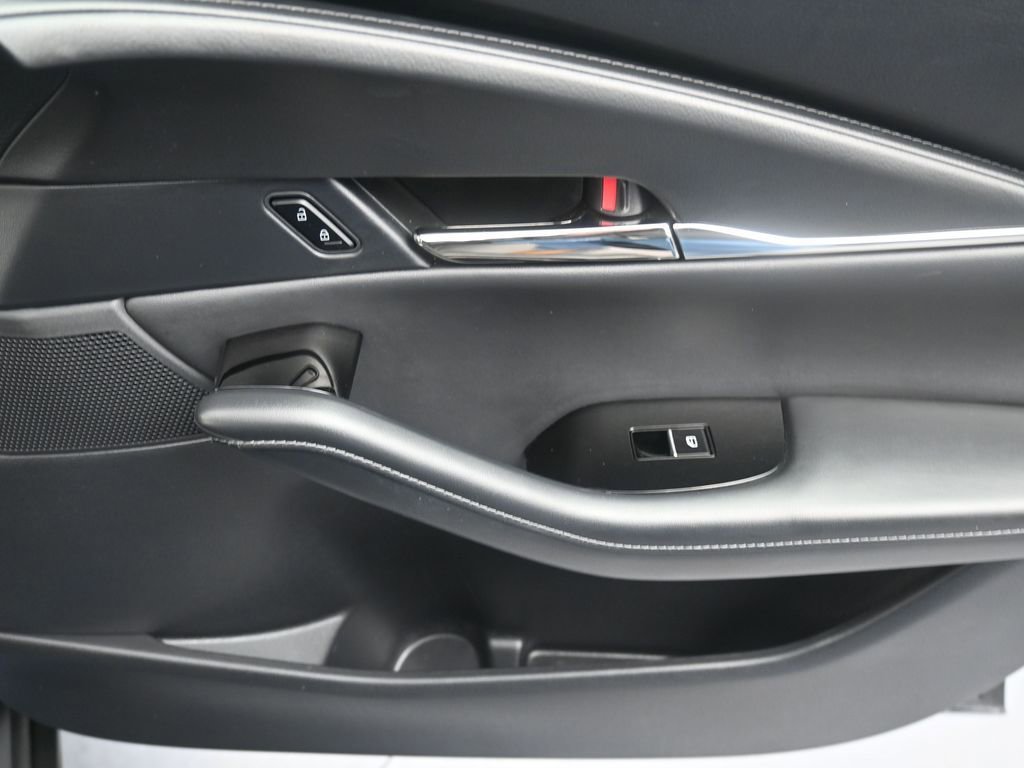 Used 2023 MAZDA CX-30 AWD 2.5 S w/ Preferred Package image 18