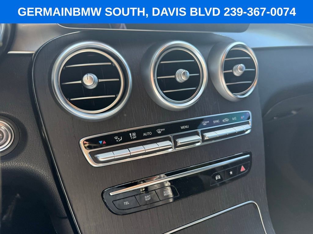 Used 2020 Mercedes-Benz GLC 300 image 17