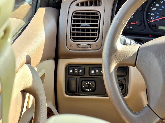 Used 1999 Toyota Land Cruiser image 15