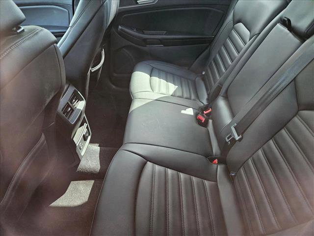 Used 2022 Ford Edge SEL w/ Convenience Package image 13