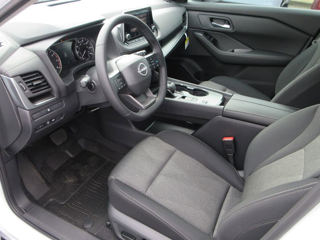 New 2026 Nissan Rogue SV w/ Cold Weather Package FWD image 13