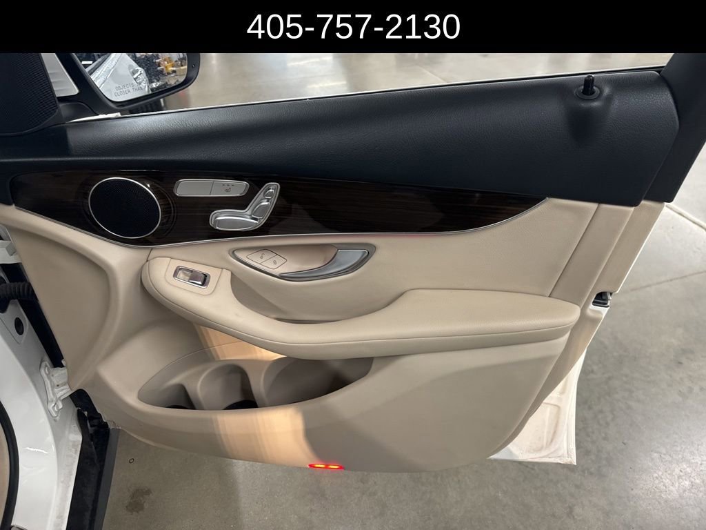 Used 2022 Mercedes-Benz GLC 300 image 21