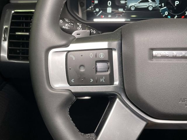 Used 2025 Land Rover Discovery Dynamic SE image 40