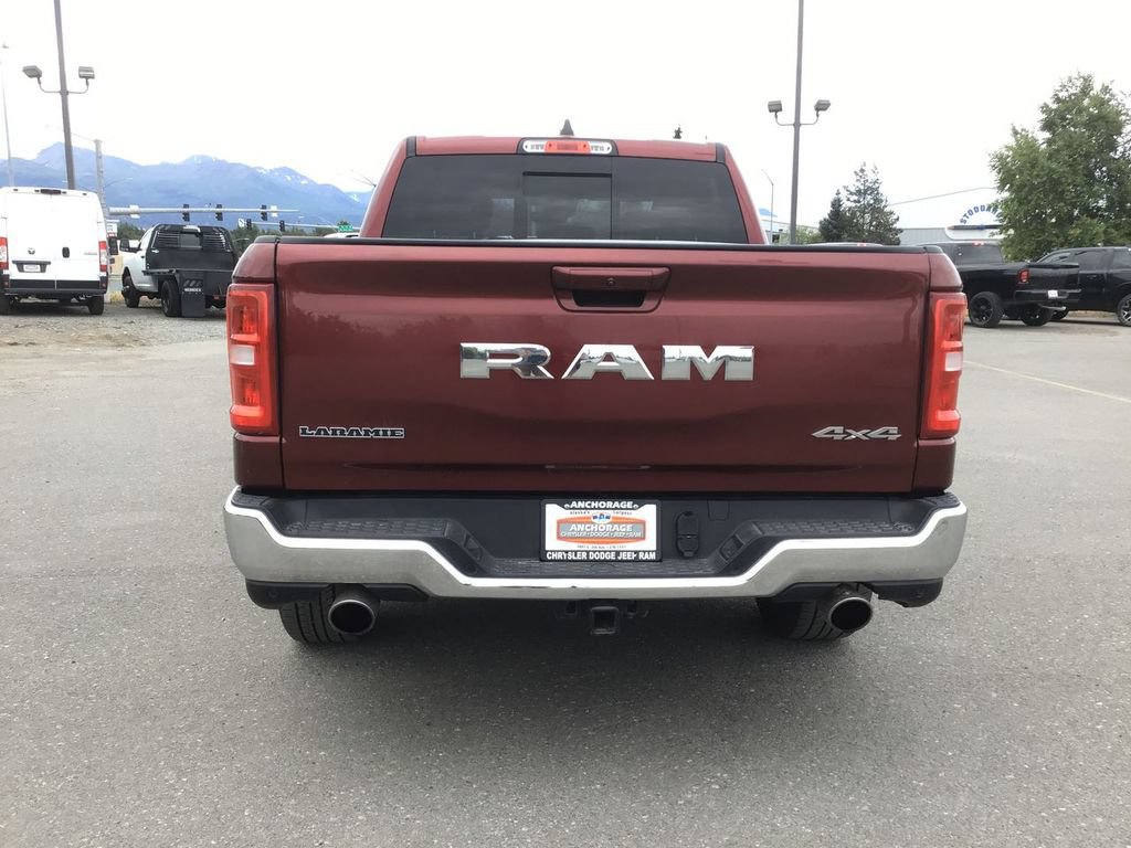 Certified 2025 RAM 1500 Laramie AWD/4WD image 11