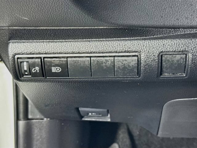 Certified 2023 Toyota Corolla LE FWD image 11